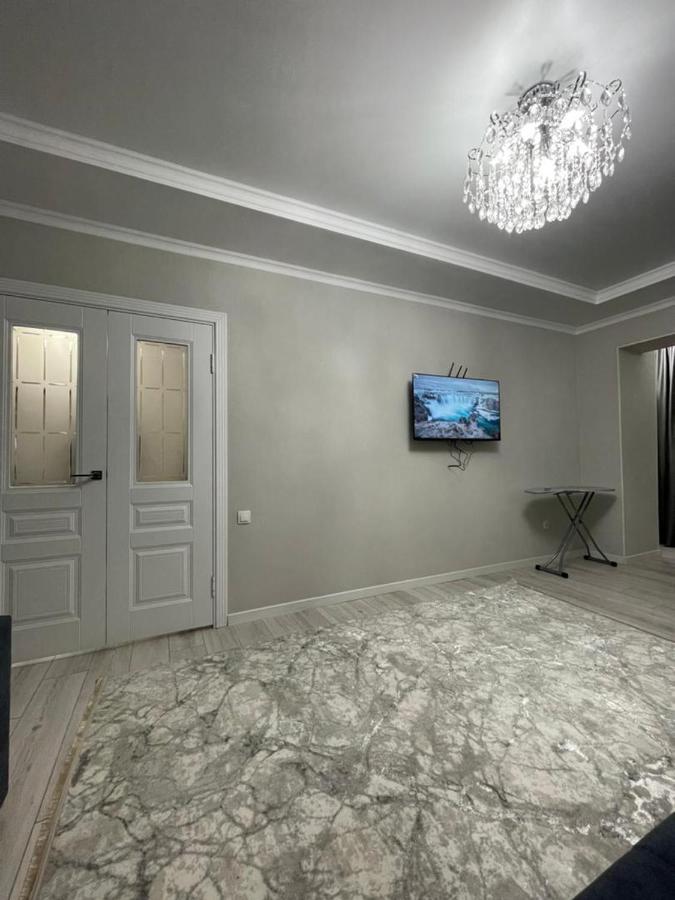 Apartment In Street Toktogula 77 Bishkek Exteriör bild