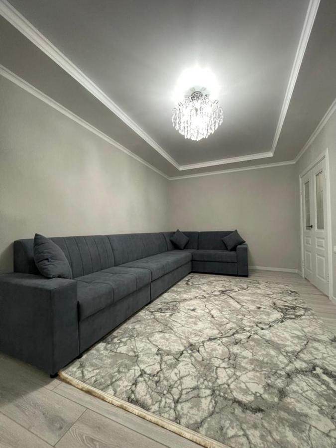 Apartment In Street Toktogula 77 Bishkek Exteriör bild